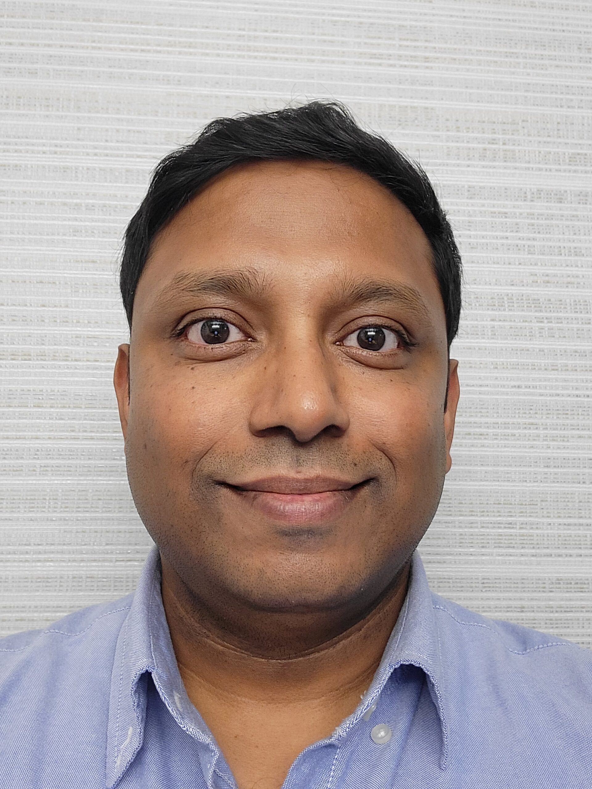 Nitin Headshot (1)